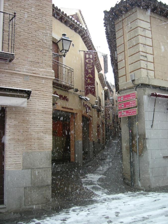 Hostal La Campana Toledo Exterior foto